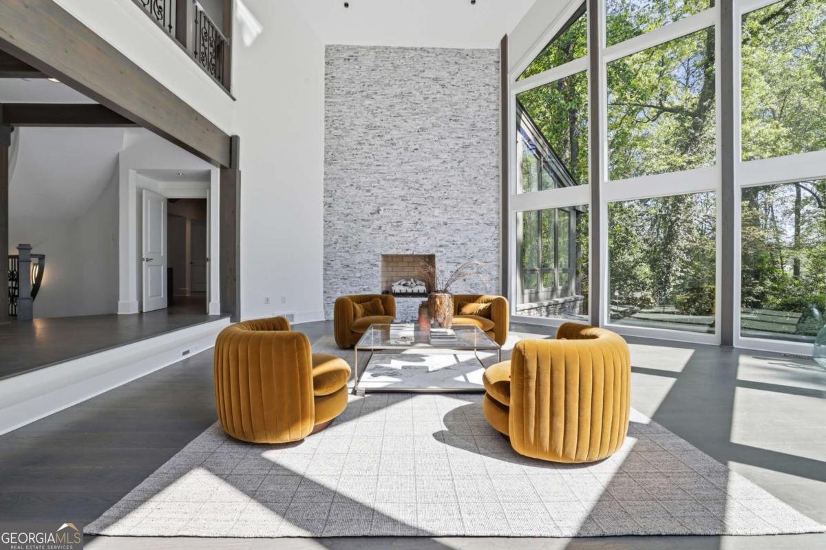 2883 Roxboro Road Atlanta - Photo 8