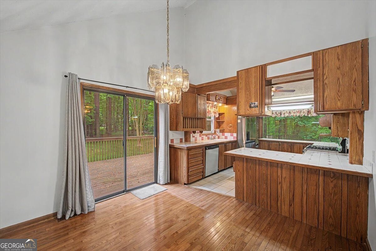 235 Emerald Cove Lane Woodstock - Photo 16
