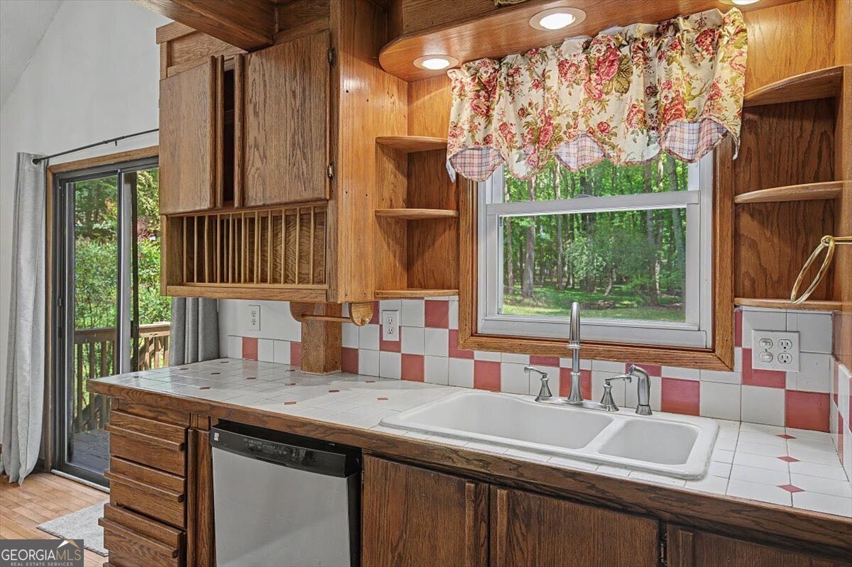 235 Emerald Cove Lane Woodstock - Photo 20