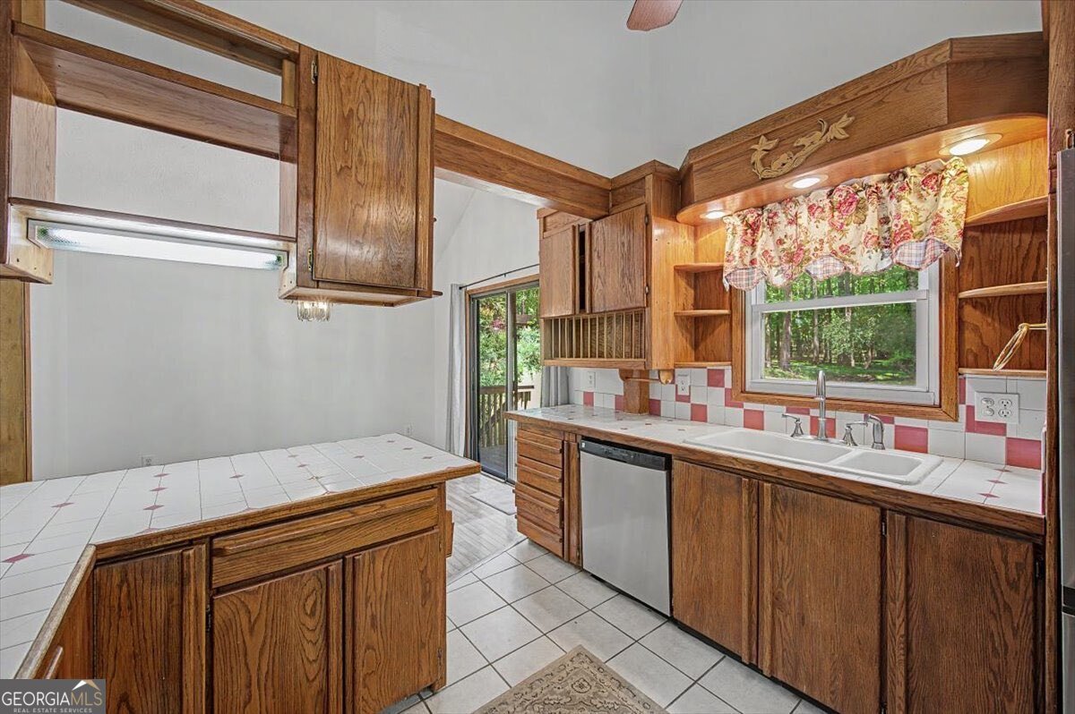 235 Emerald Cove Lane Woodstock - Photo 25