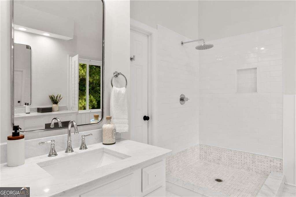 1355 Chattahoochee Run Drive Suwanee - Photo 22