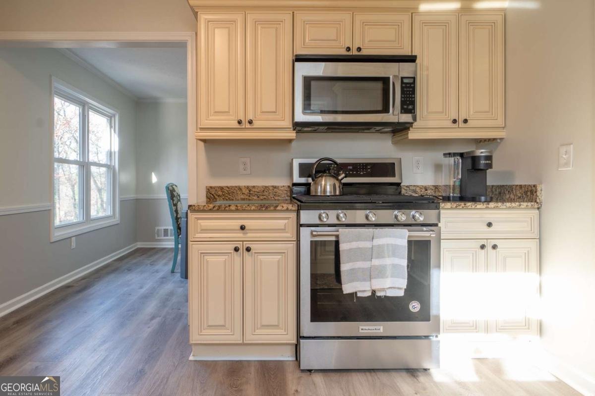 5027 Post Road Court Stone Mountain - Photo 9