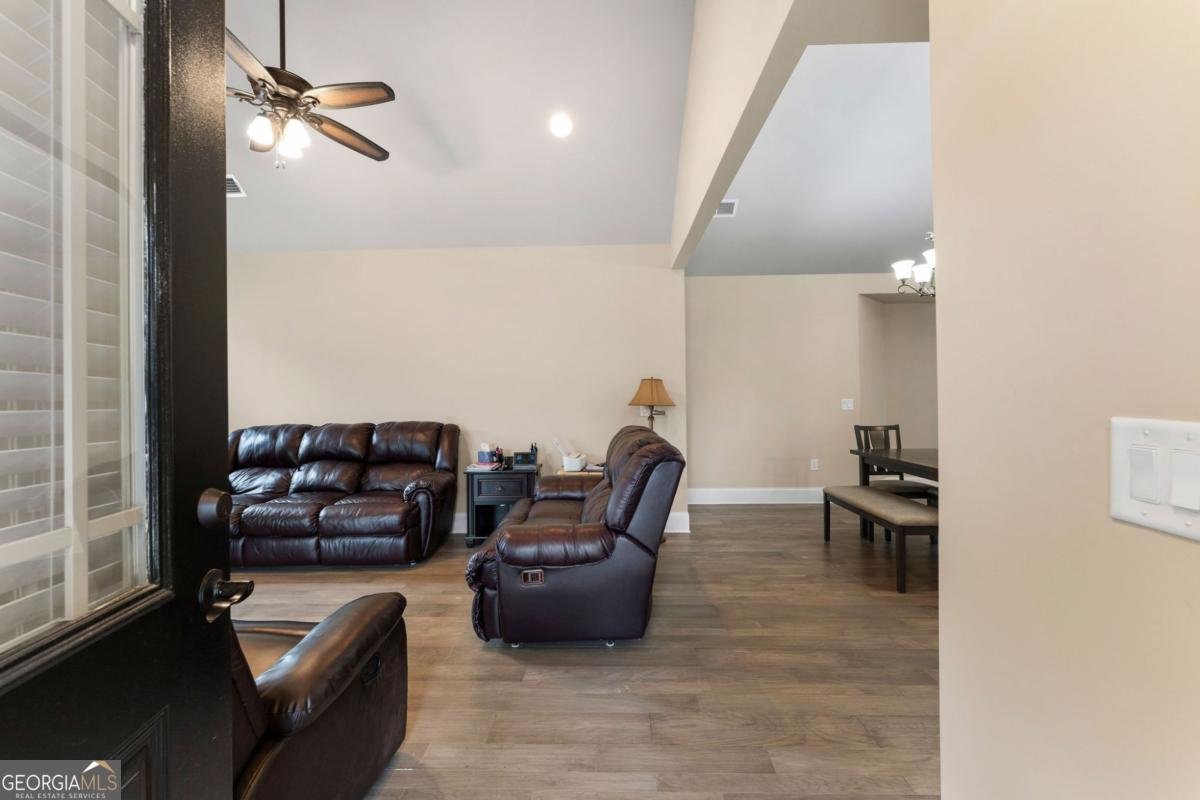 6 William Drive White - Photo 6