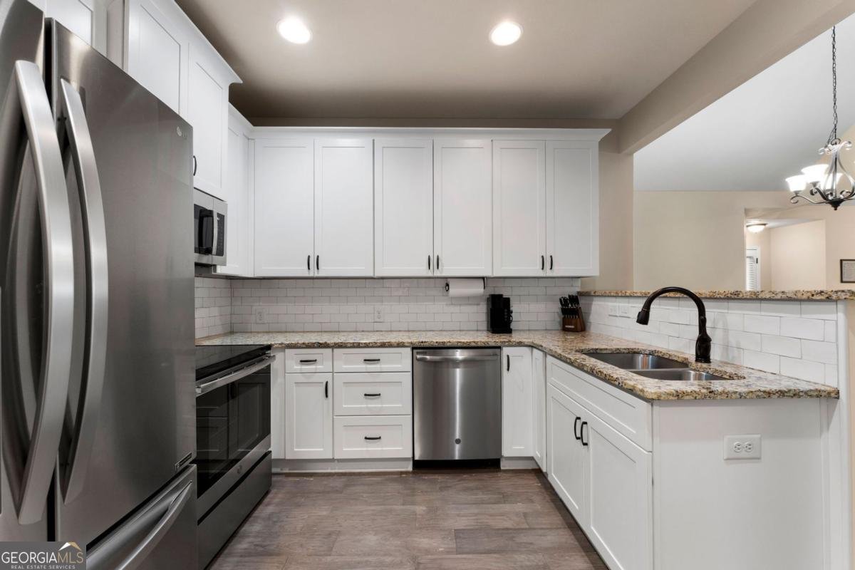 6 William Drive White - Photo 8