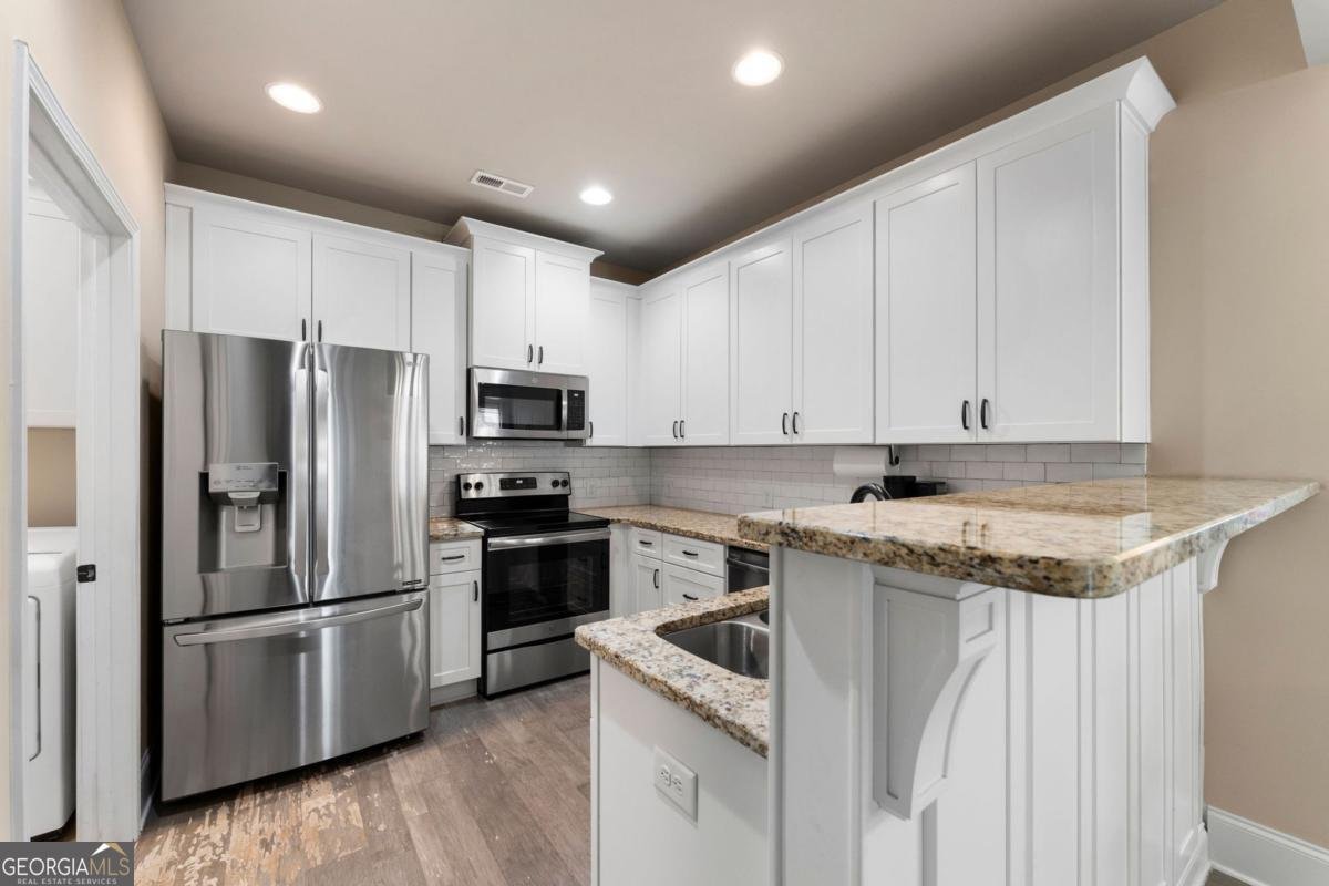 6 William Drive White - Photo 9