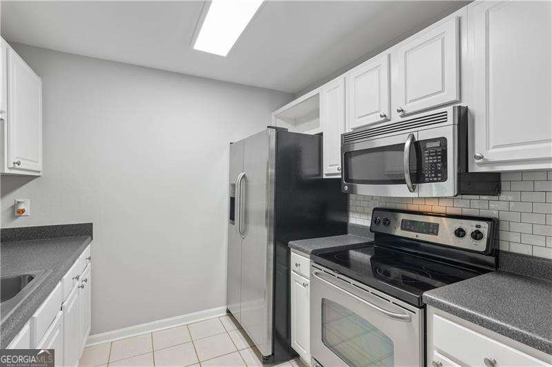 3655 Habersham Road Atlanta - Photo 11