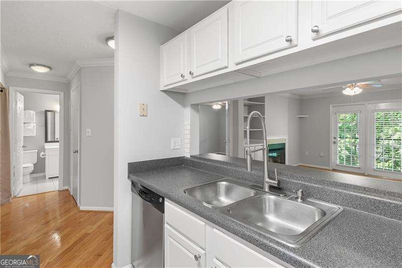 3655 Habersham Road Atlanta - Photo 12