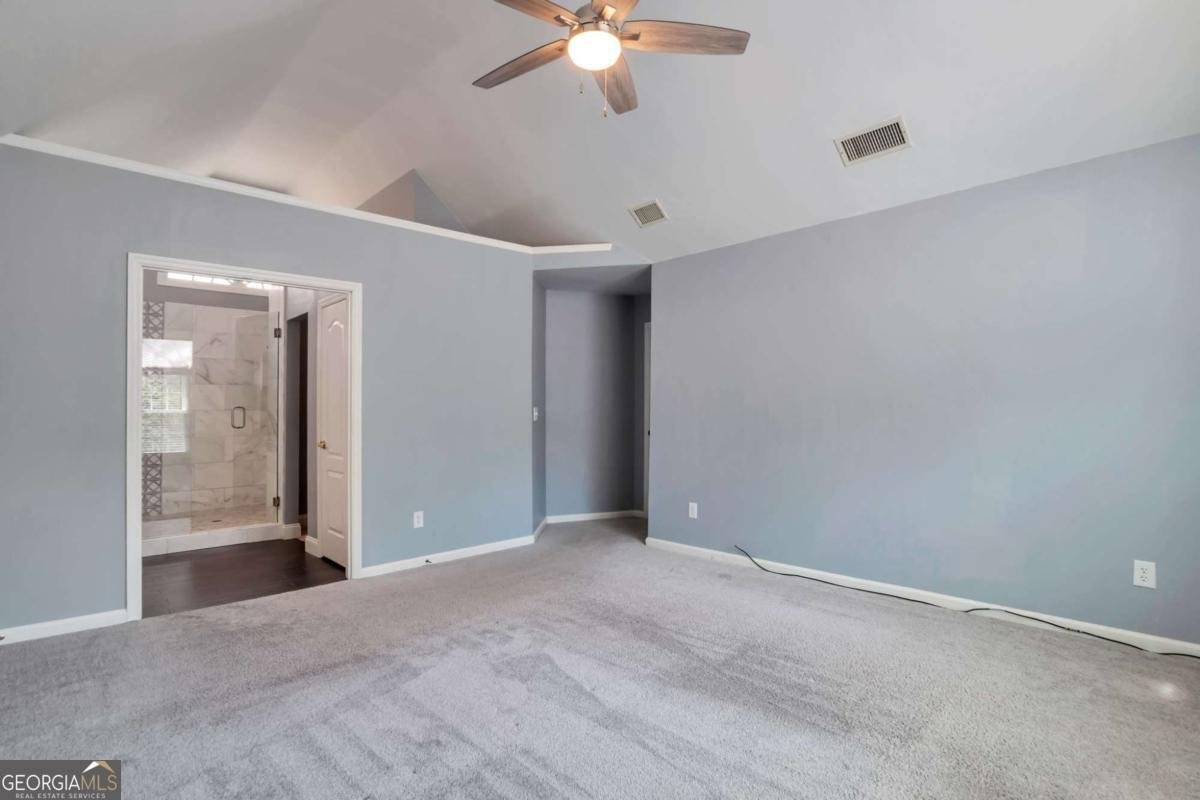 6880 Shadow Ridge Lane Stone Mountain - Photo 14
