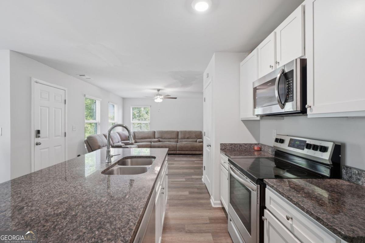 404 Cassidy Trail Douglasville - Photo 7