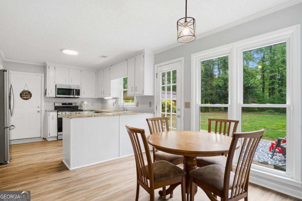 6043 Jonathan Trace Canton - Photo 9