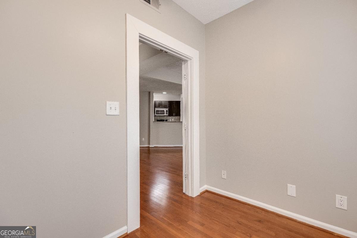 1250 Parkwood Circle Atlanta - Photo 43