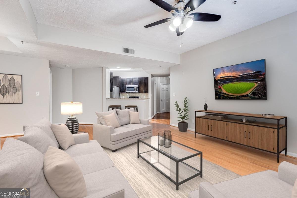 1250 Parkwood Circle Atlanta - Photo 6