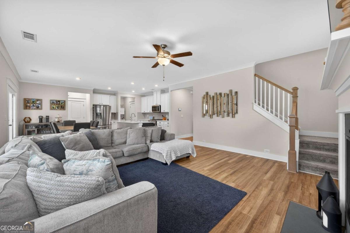 215 Meadows Court Woodstock - Photo 10