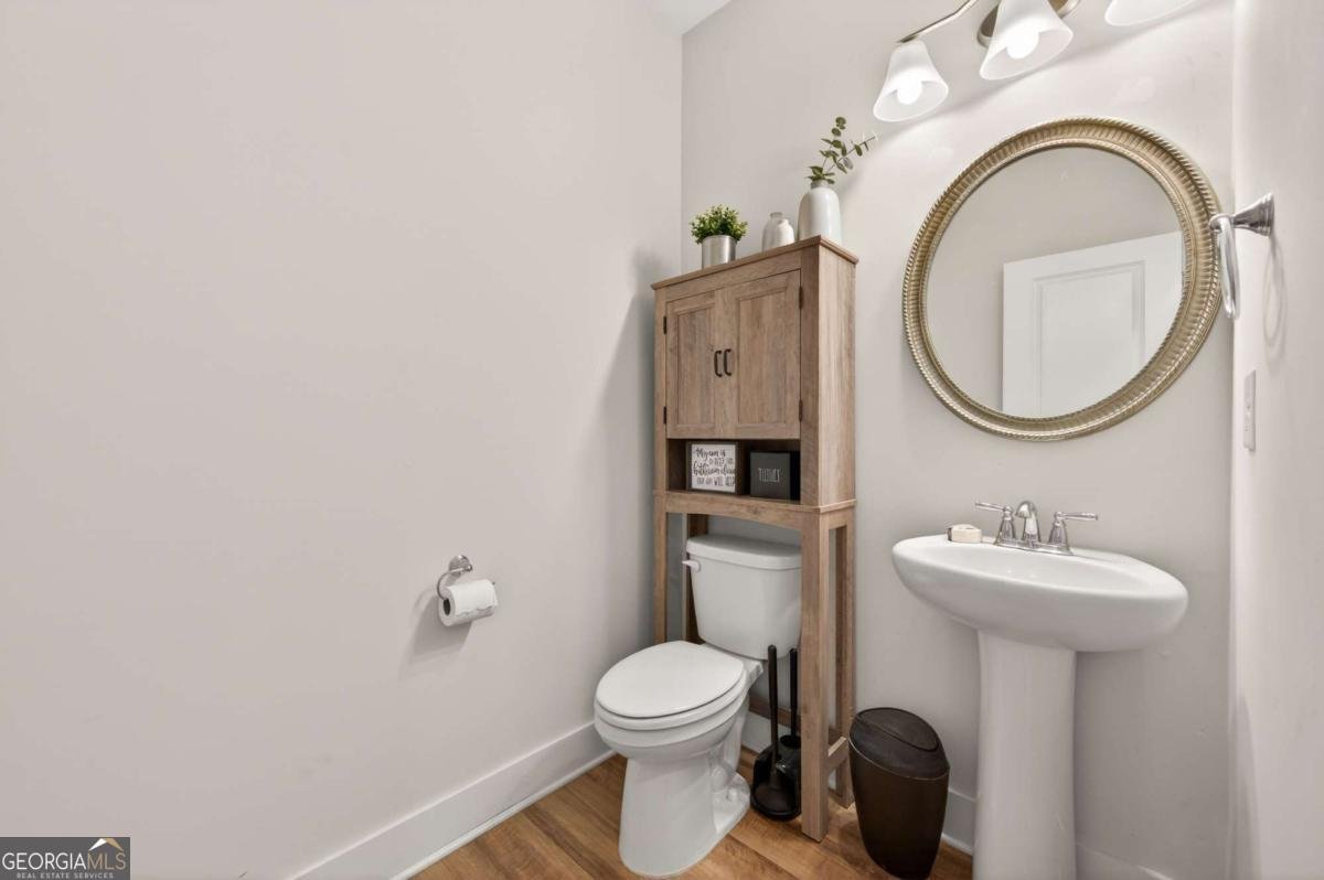 215 Meadows Court Woodstock - Photo 18