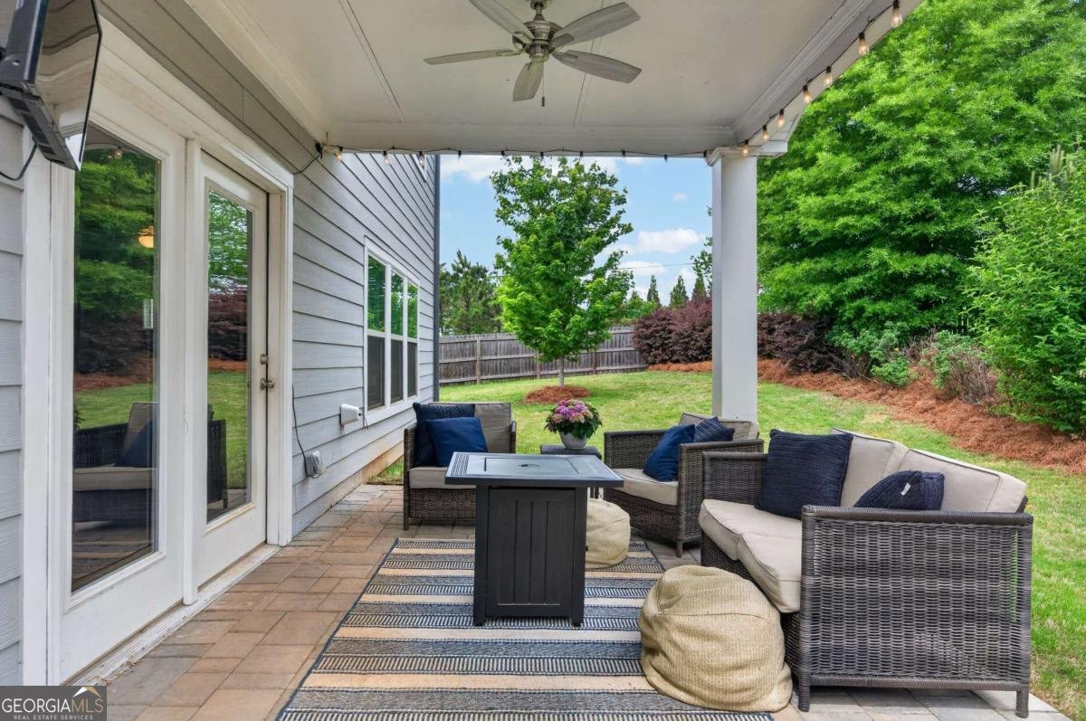 215 Meadows Court Woodstock - Photo 32