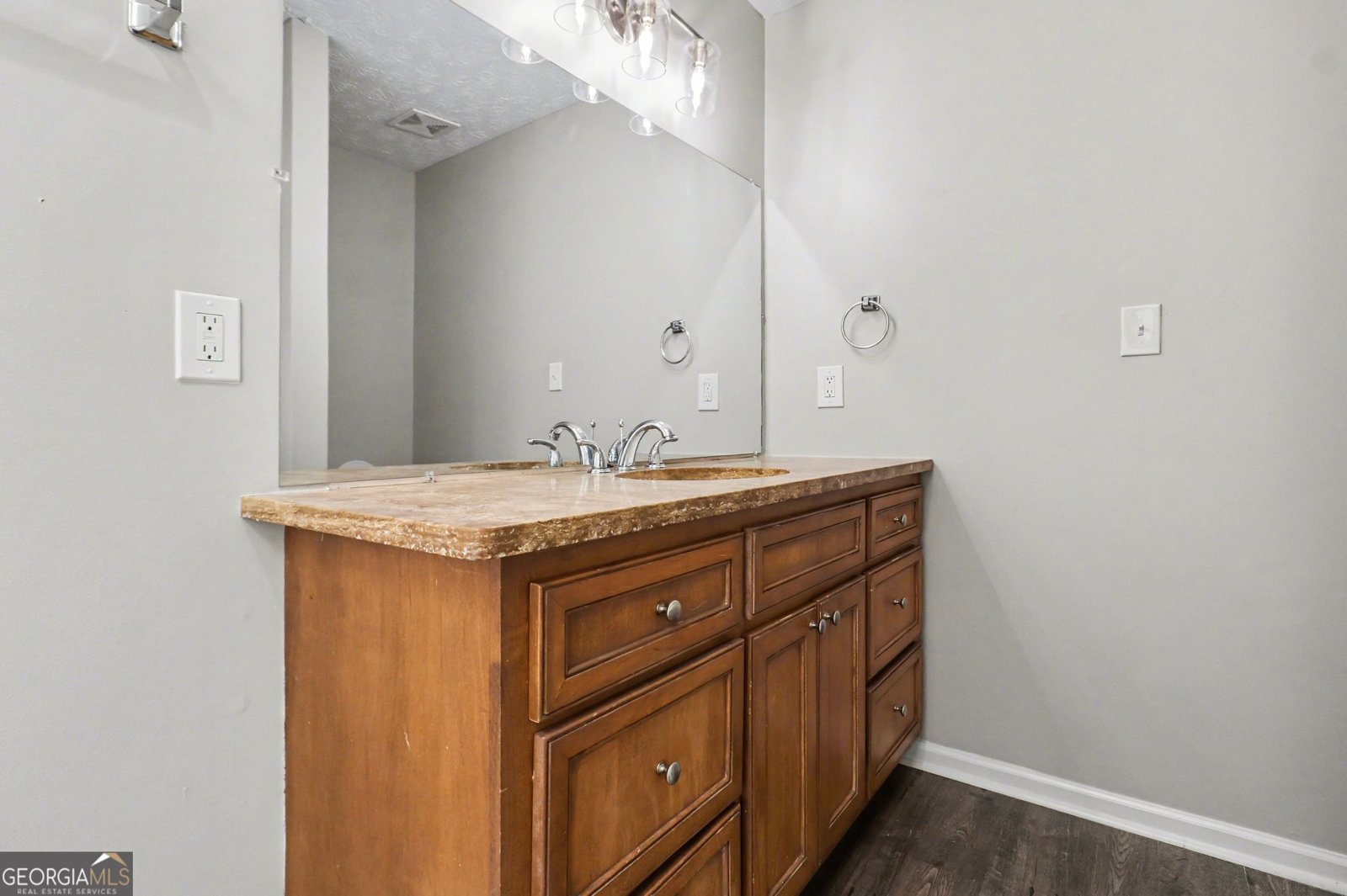 627 Towngate Boulevard Jonesboro - Photo 8