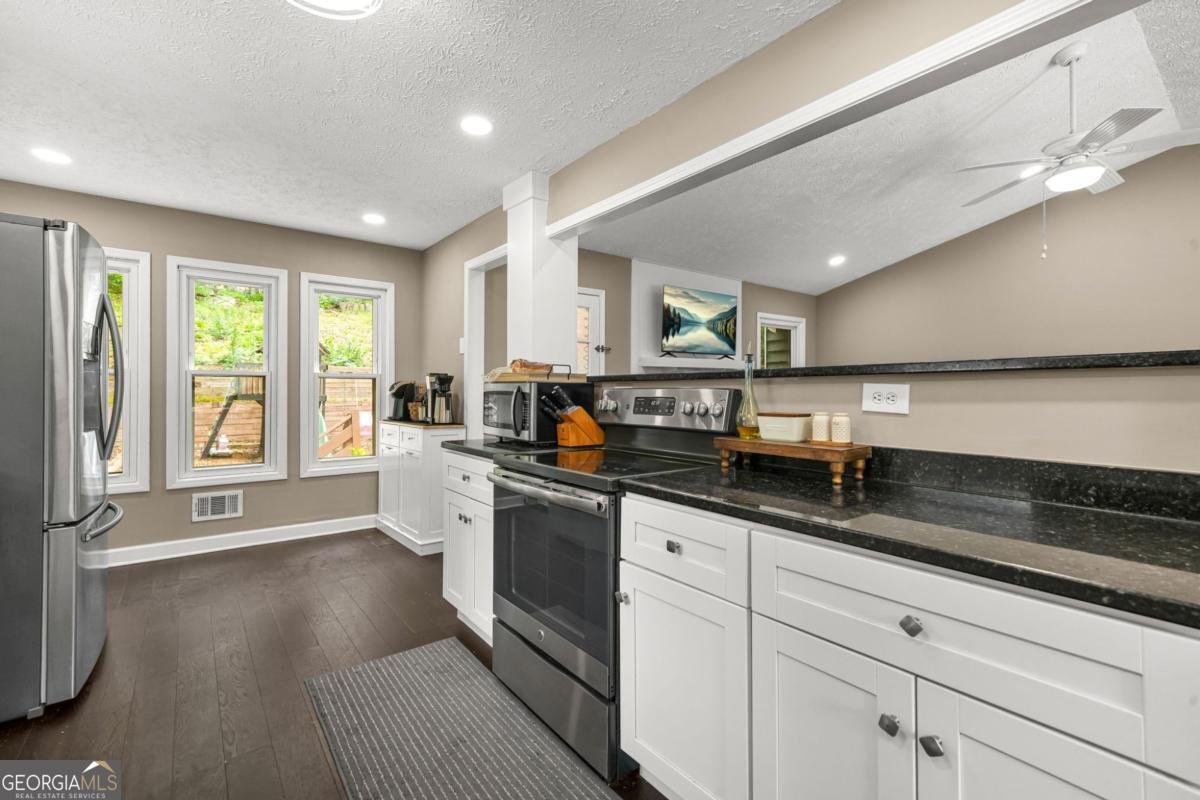 3285 Revere Circle Snellville - Photo 10