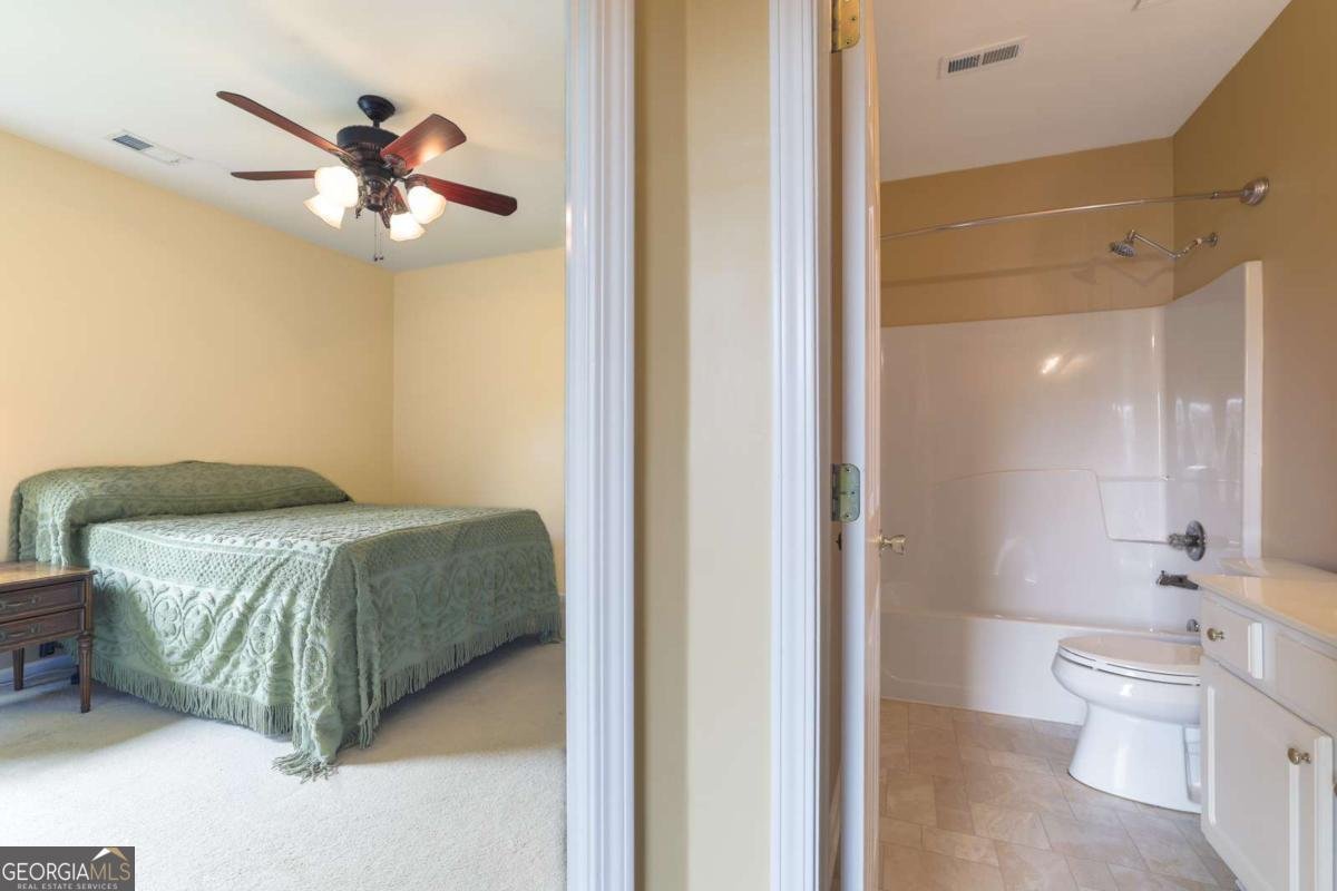193 April Ridge Lane Lawrenceville - Photo 18