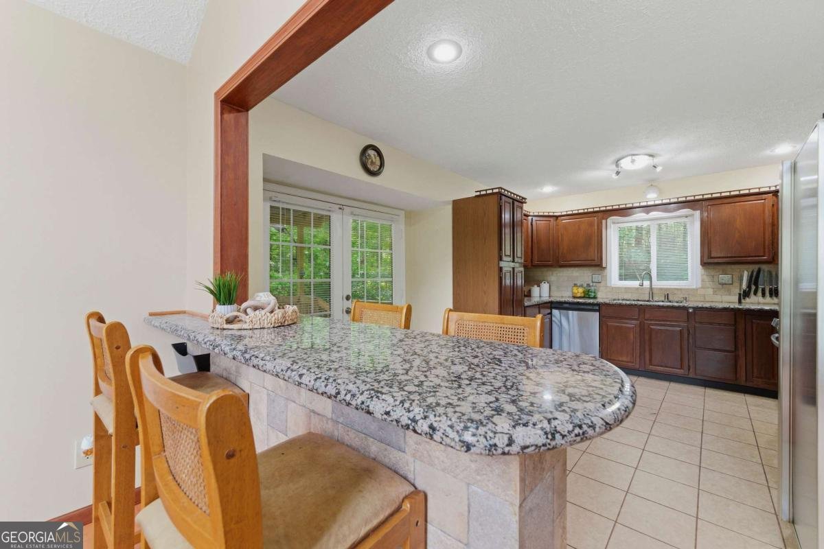 2383 Black Oak Drive Marietta - Photo 12
