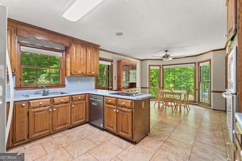 2407 Woodbridge Drive Marietta - Photo 15