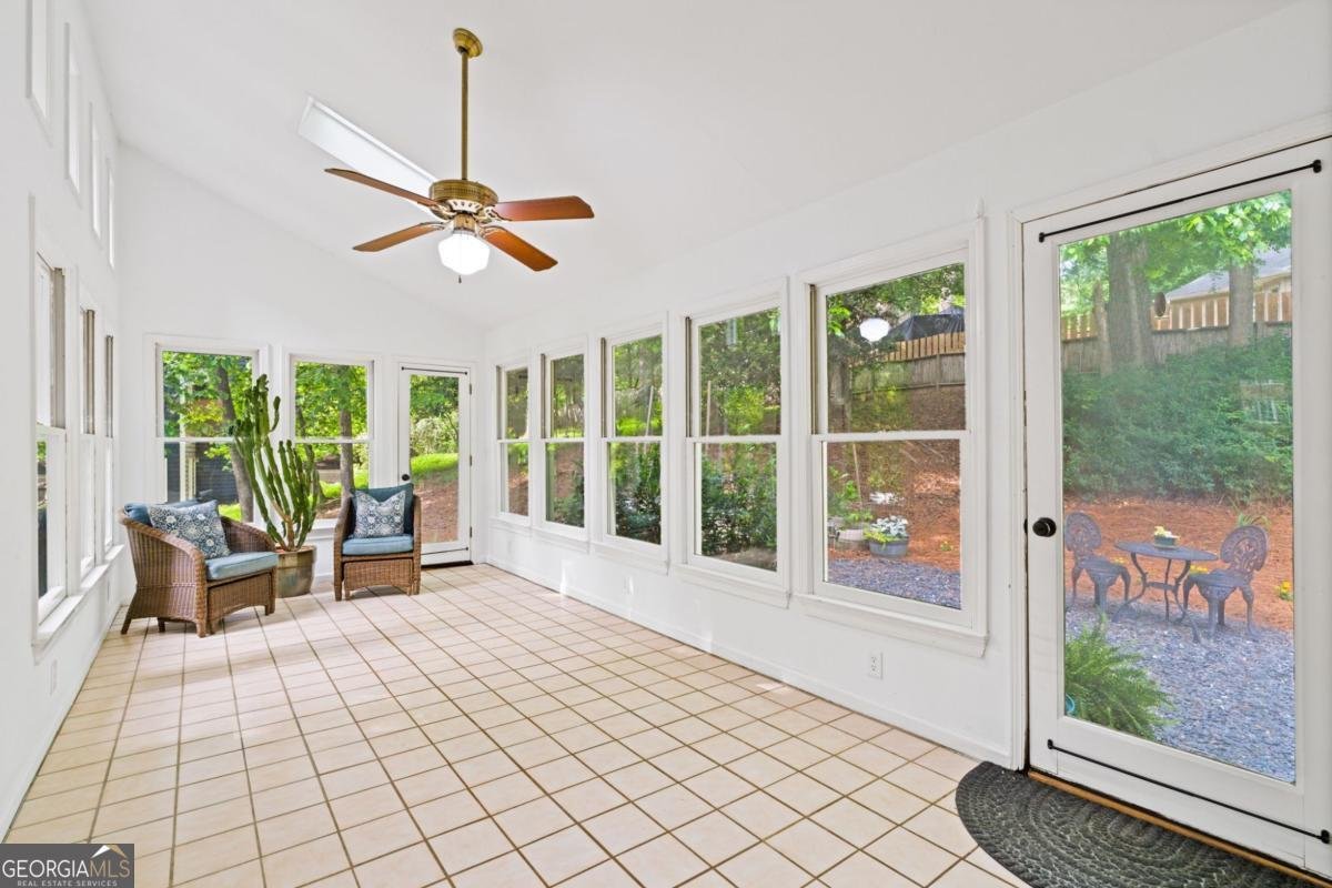 3681 Frederica Road Berkeley Lake - Photo 7