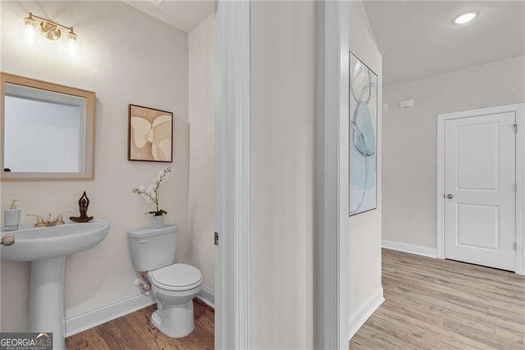 922 Homepark Circle Buford - Photo 17