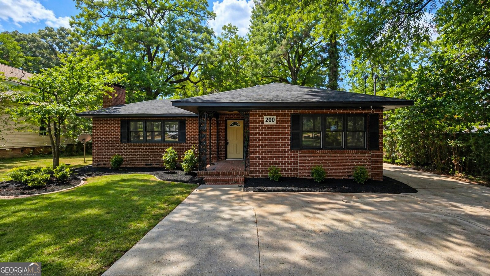 200 Everett Square Fort Valley - Photo 1