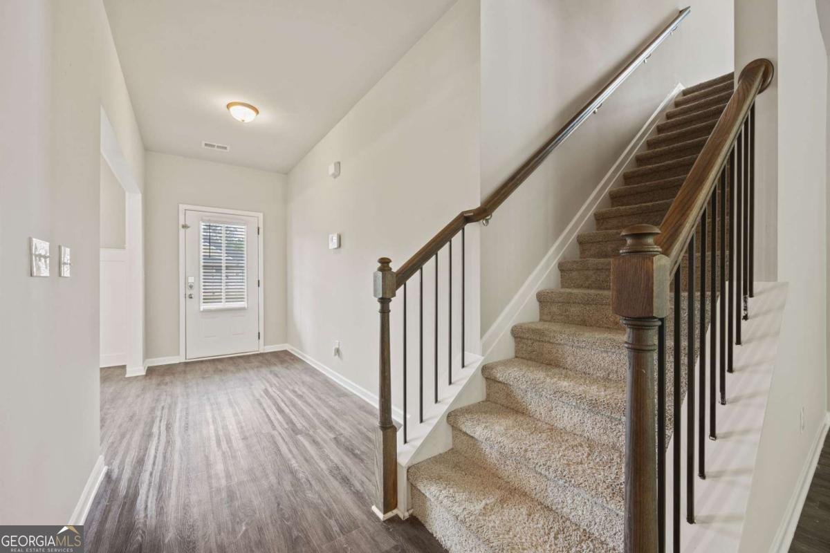 139 HUNTS MILL Circle Griffin - Photo 1