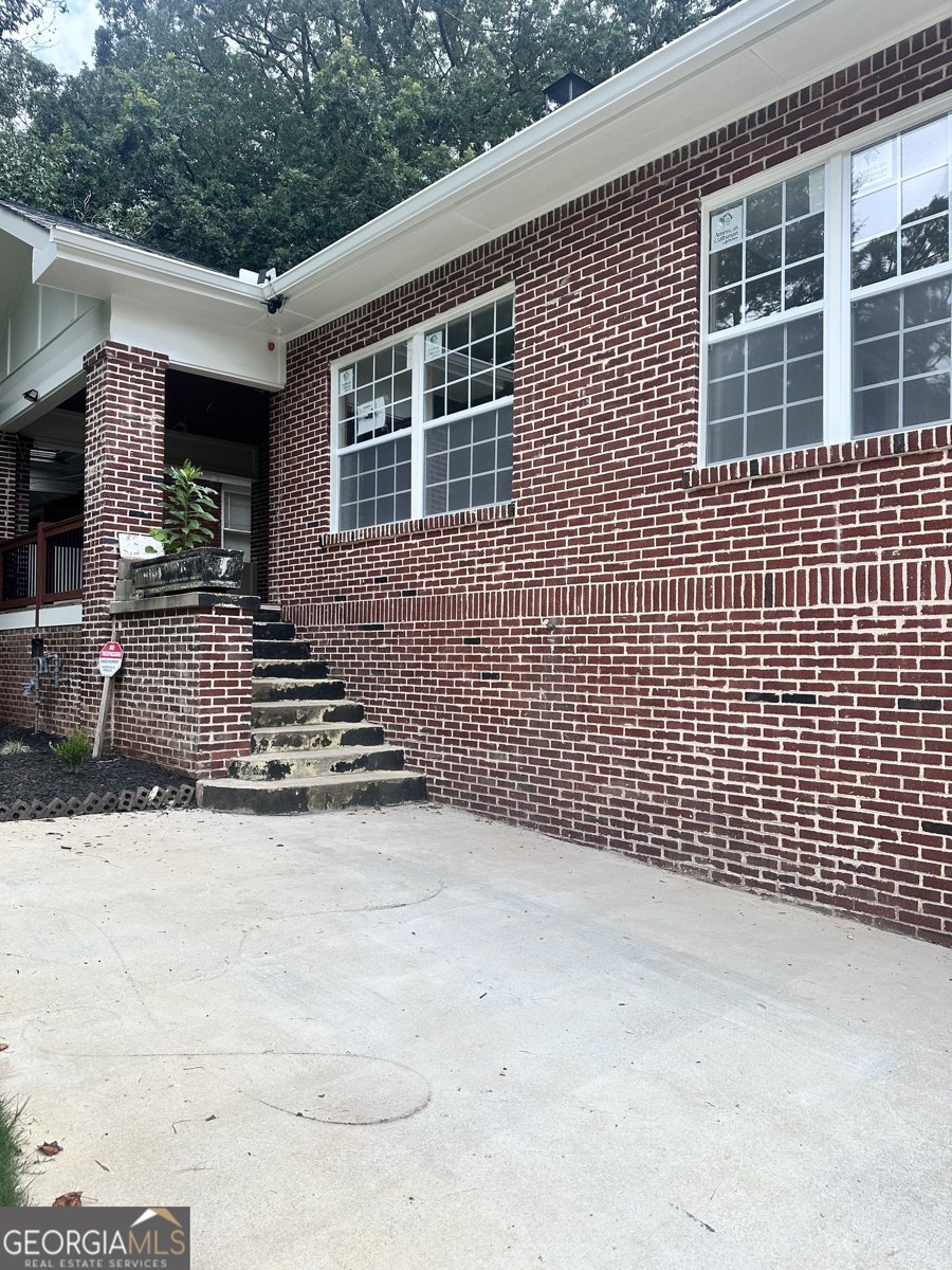 1170 Donnelly Avenue Atlanta - Photo 1