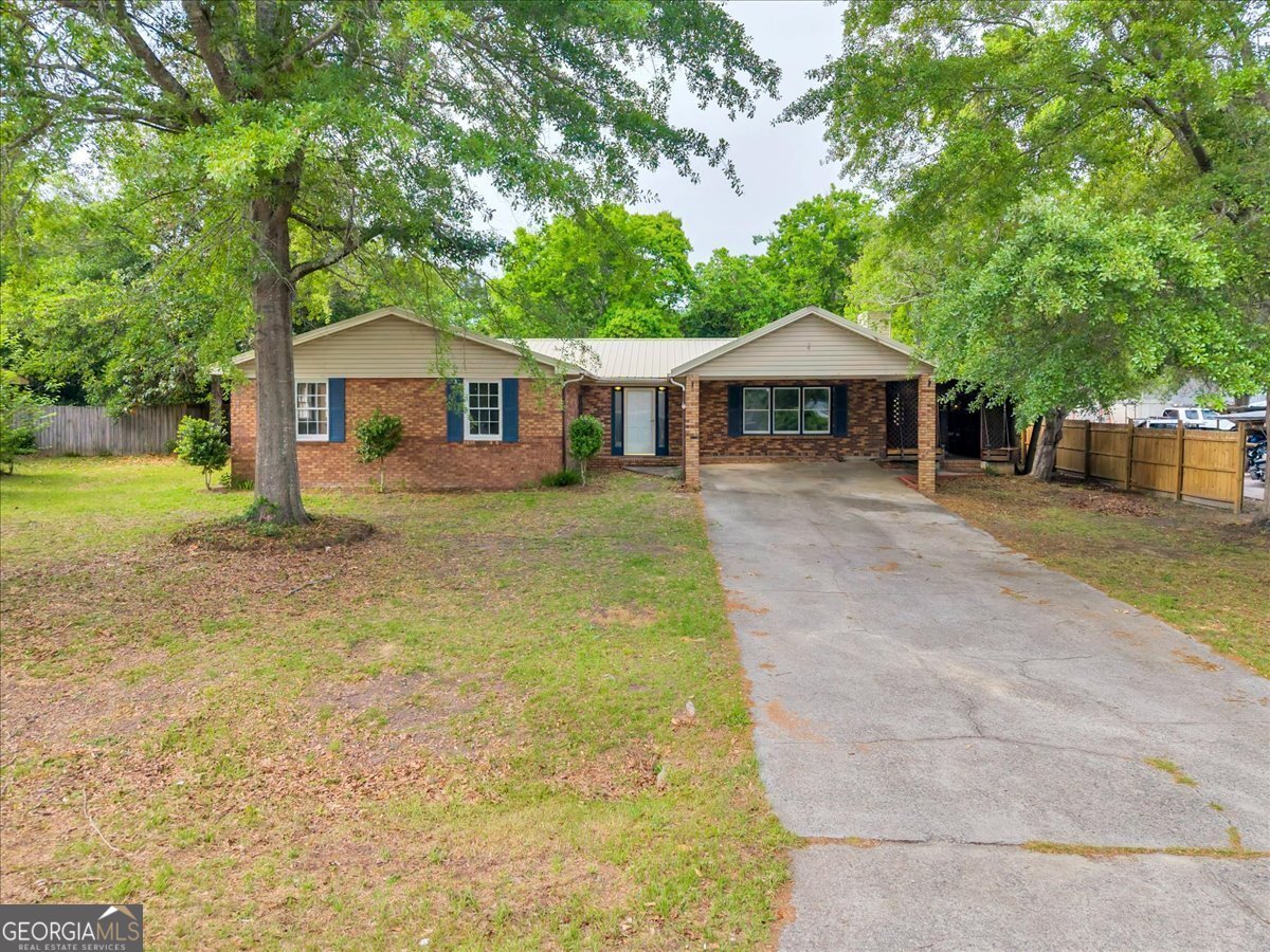 111 Weaver Road Warner Robins - Photo 1