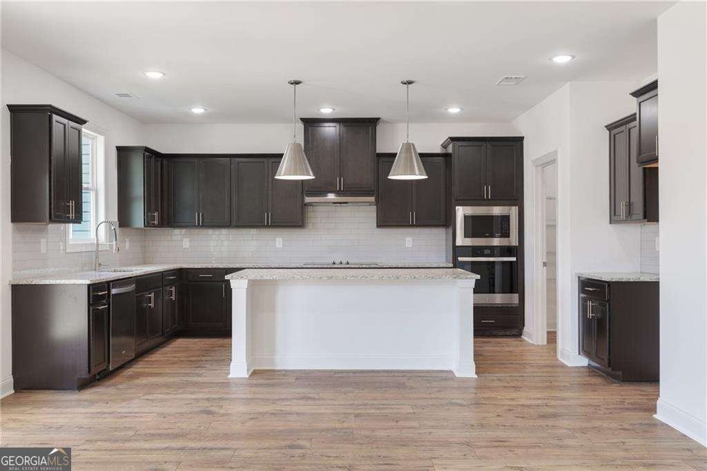 962 Homepark Circle Buford - Photo 7