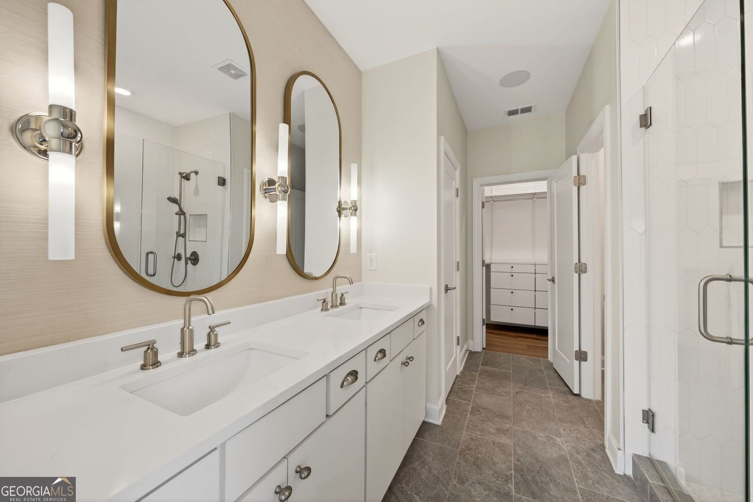 6589 Beacon Drive Sandy Springs - Photo 18
