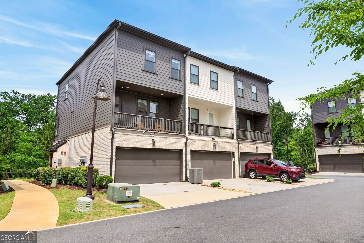 6589 Beacon Drive Sandy Springs - Photo 28