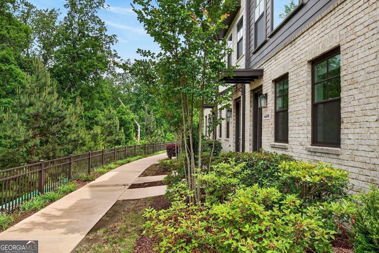 6589 Beacon Drive Sandy Springs - Photo 30