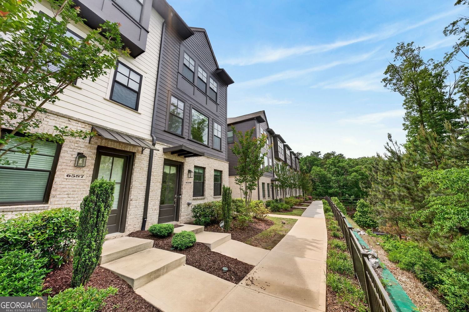 6589 Beacon Drive Sandy Springs - Photo 31