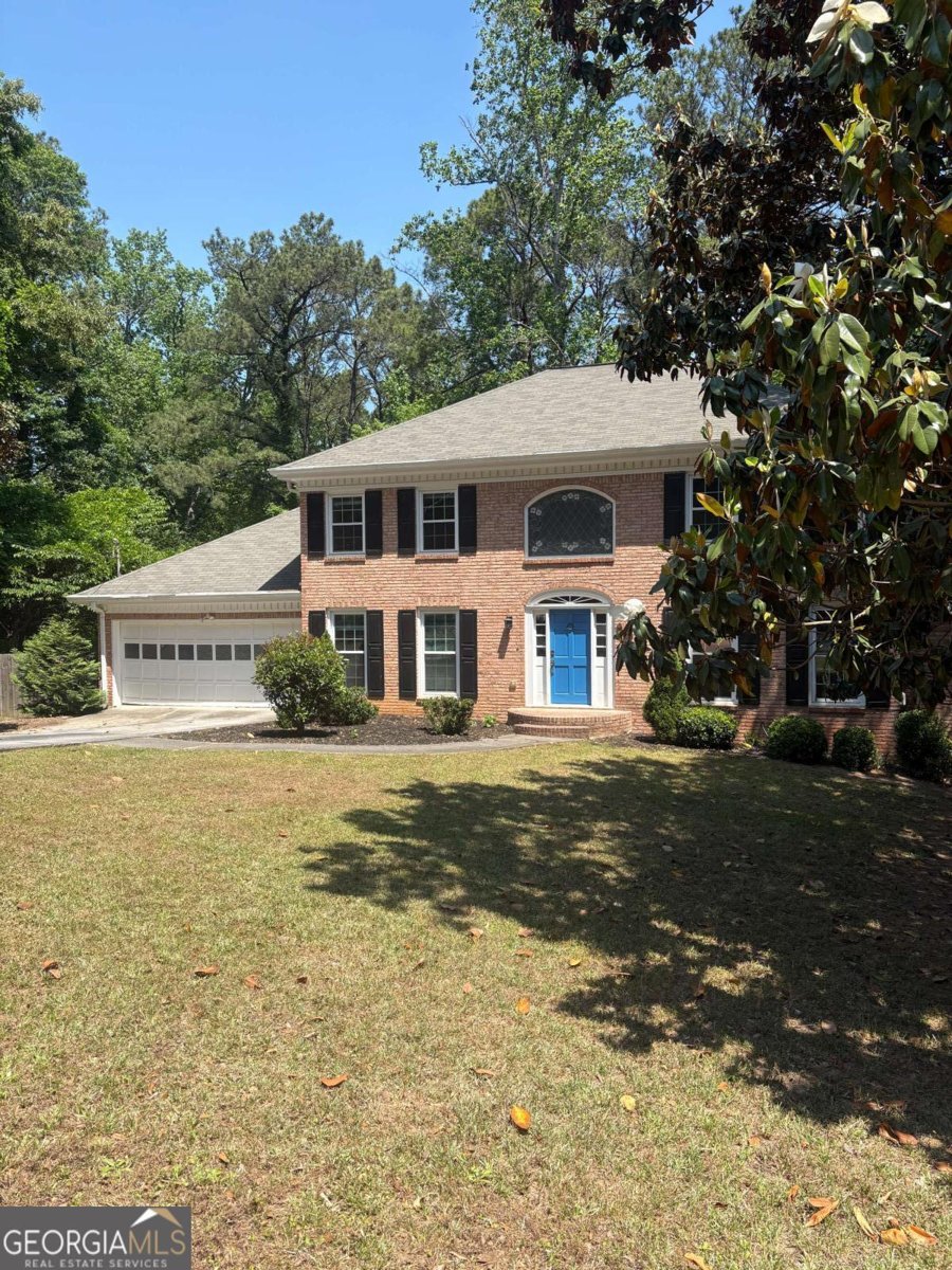 2562 River Knoll Drive Lilburn - Photo 1