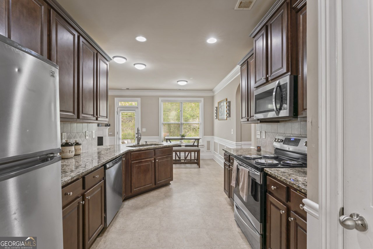 4637 Treasure Court Forest Park - Photo 14
