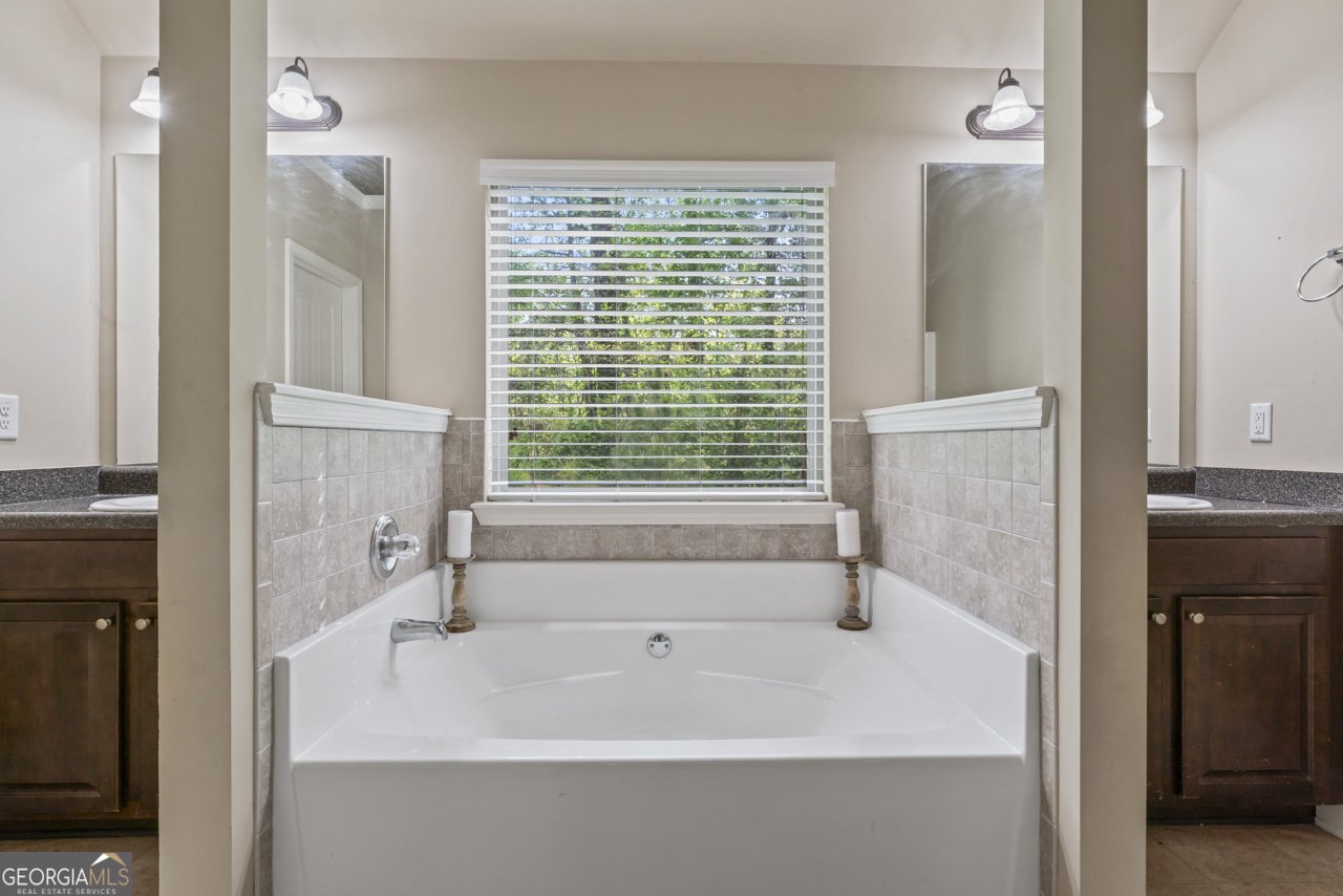 4637 Treasure Court Forest Park - Photo 21