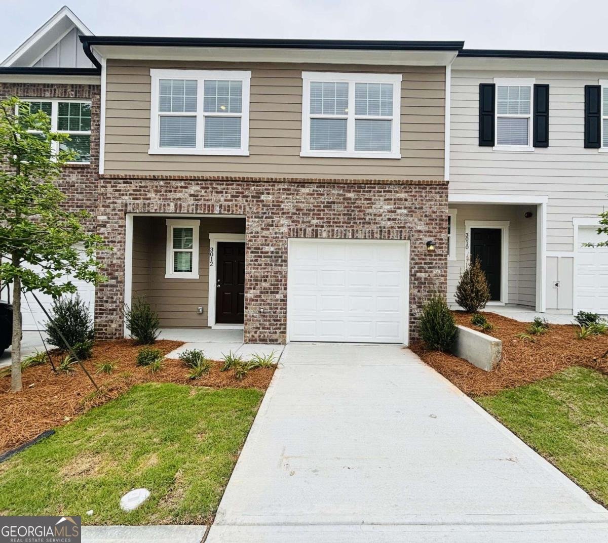 3012 Osier Circle Douglasville - Photo 1
