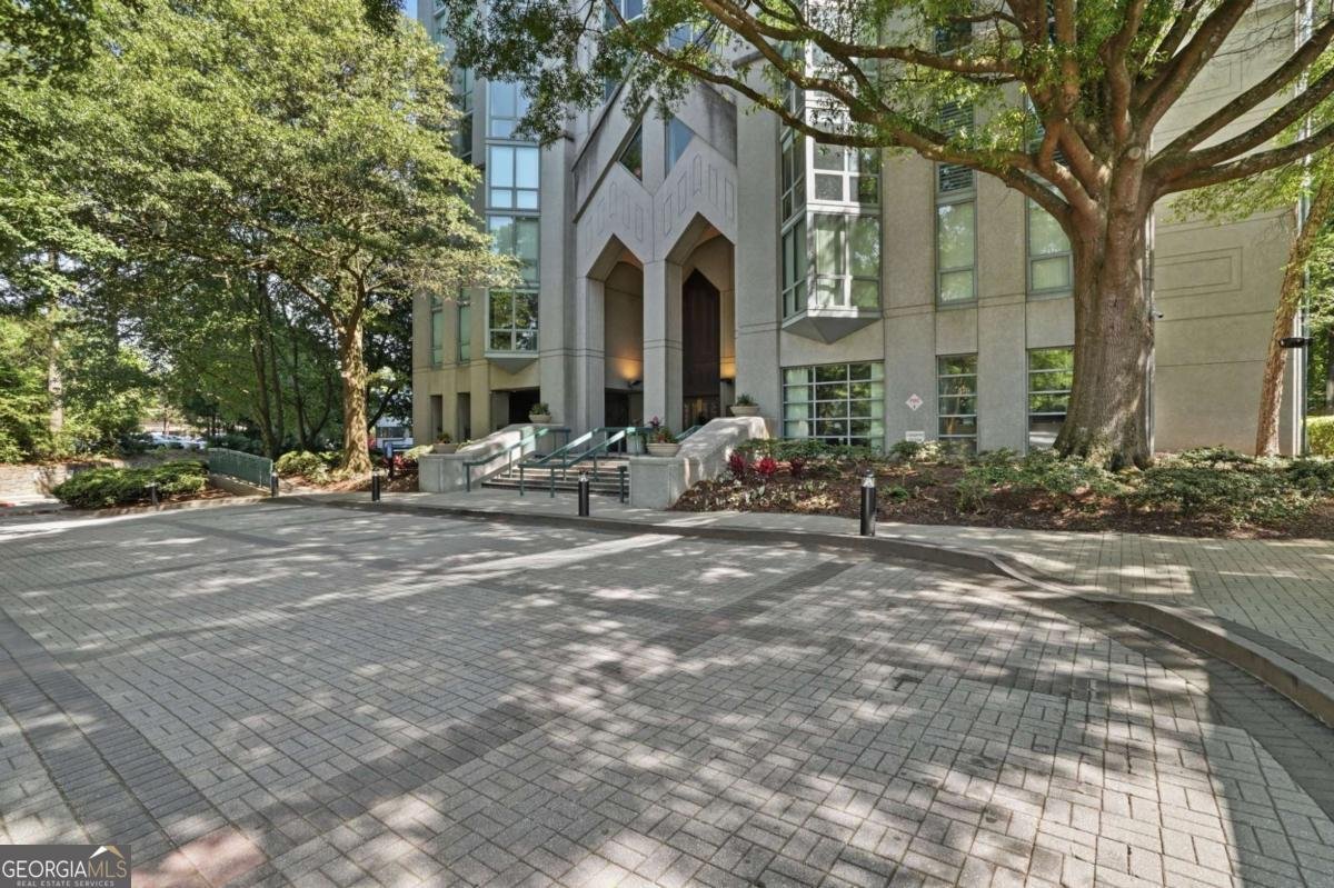 2870 Pharr Court South Atlanta - Photo 31