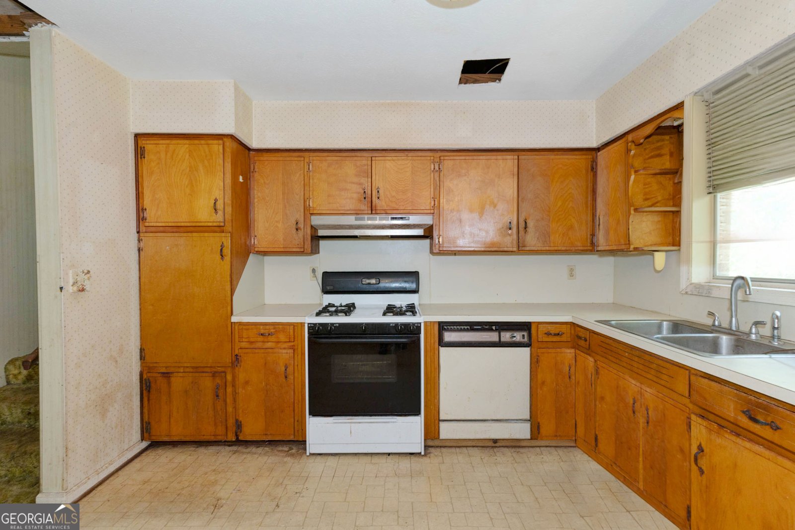 4526 Kenesaw Drive Columbus - Photo 8