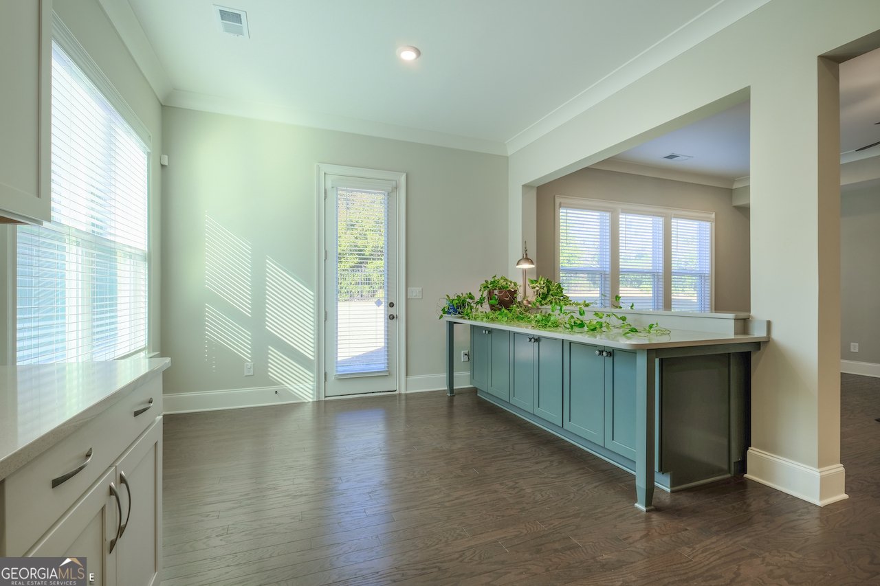 5048 Dinant Drive Johns Creek - Photo 15