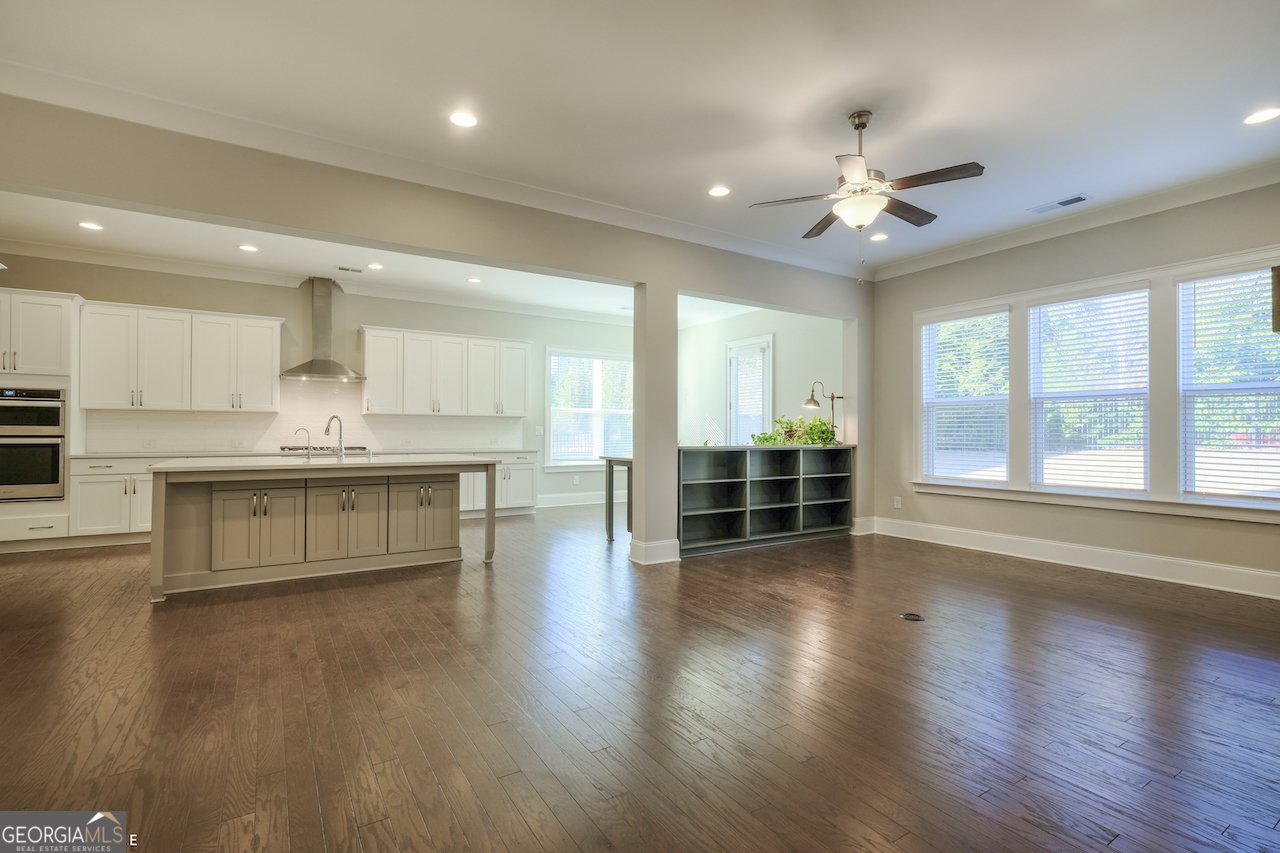 5048 Dinant Drive Johns Creek - Photo 9