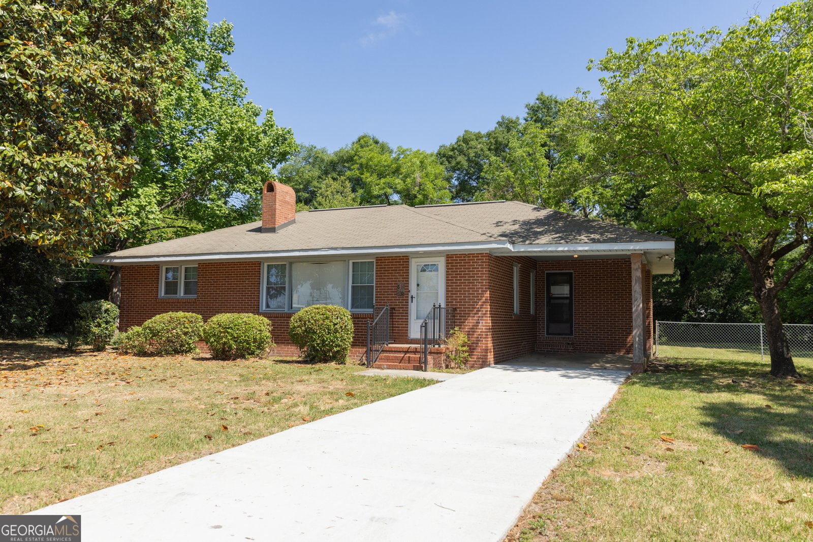610 Cherokee Drive Warner Robins - Photo 1