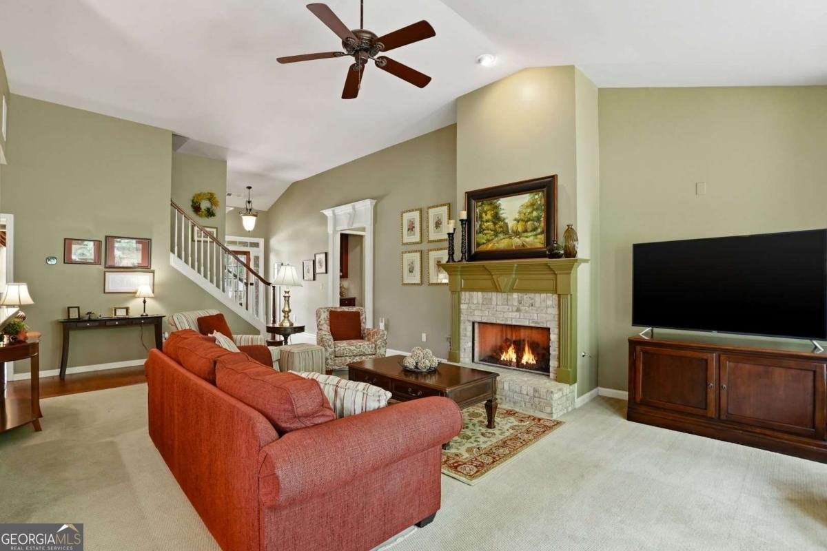 7422 Brookstone Circle Flowery Branch - Photo 11
