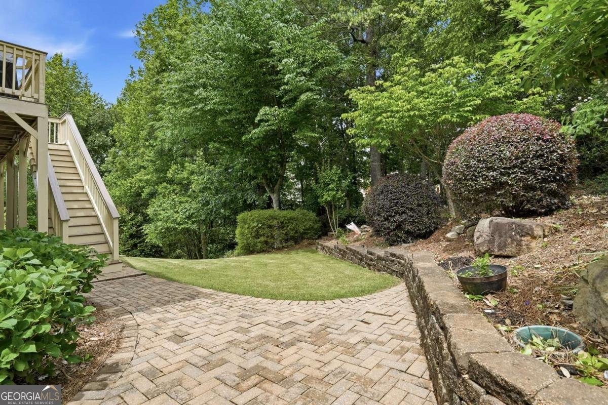 7422 Brookstone Circle Flowery Branch - Photo 40