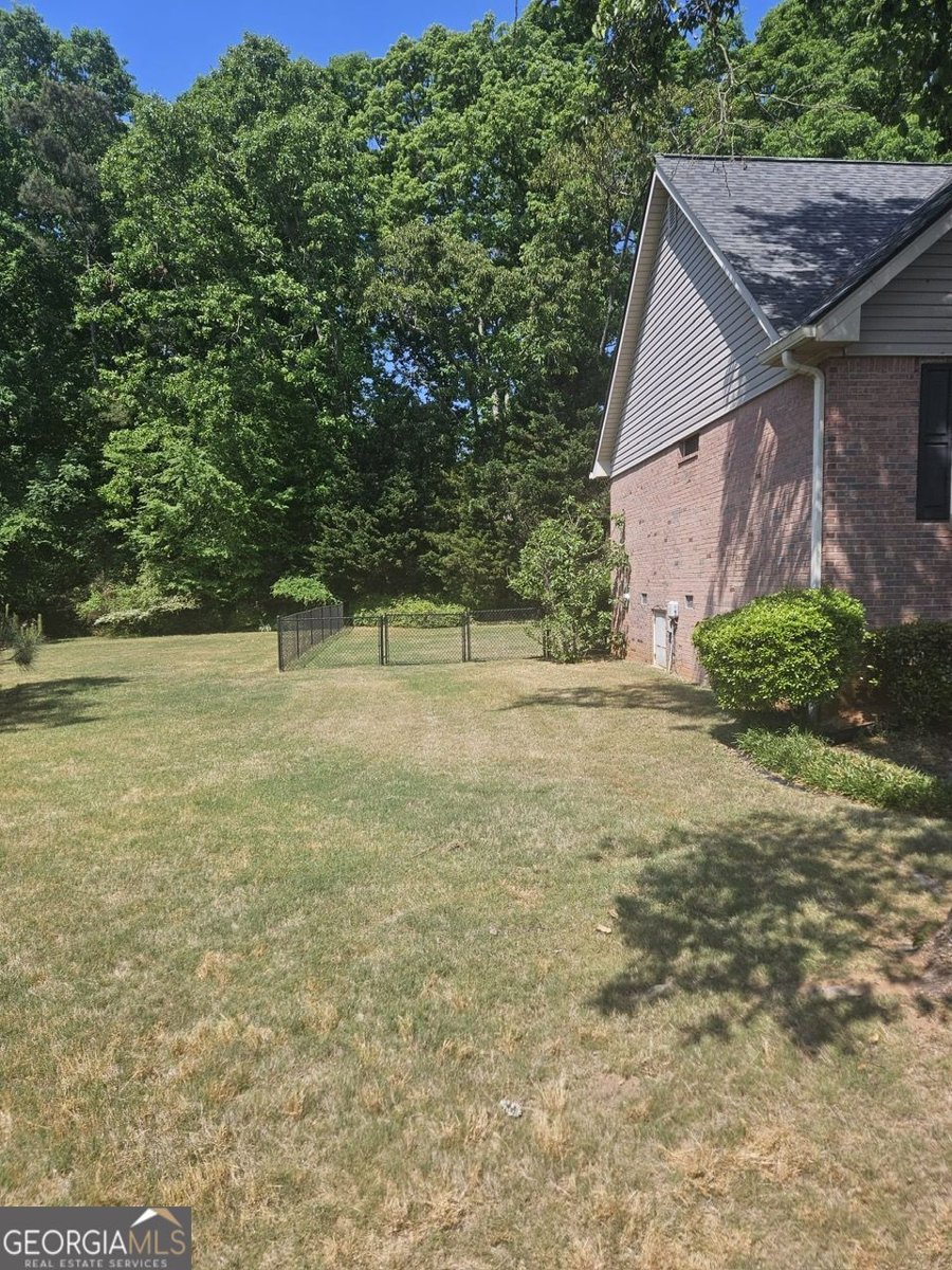 1389 Caritas Court Conyers - Photo 8