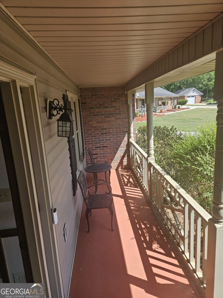 1389 Caritas Court Conyers - Photo 9