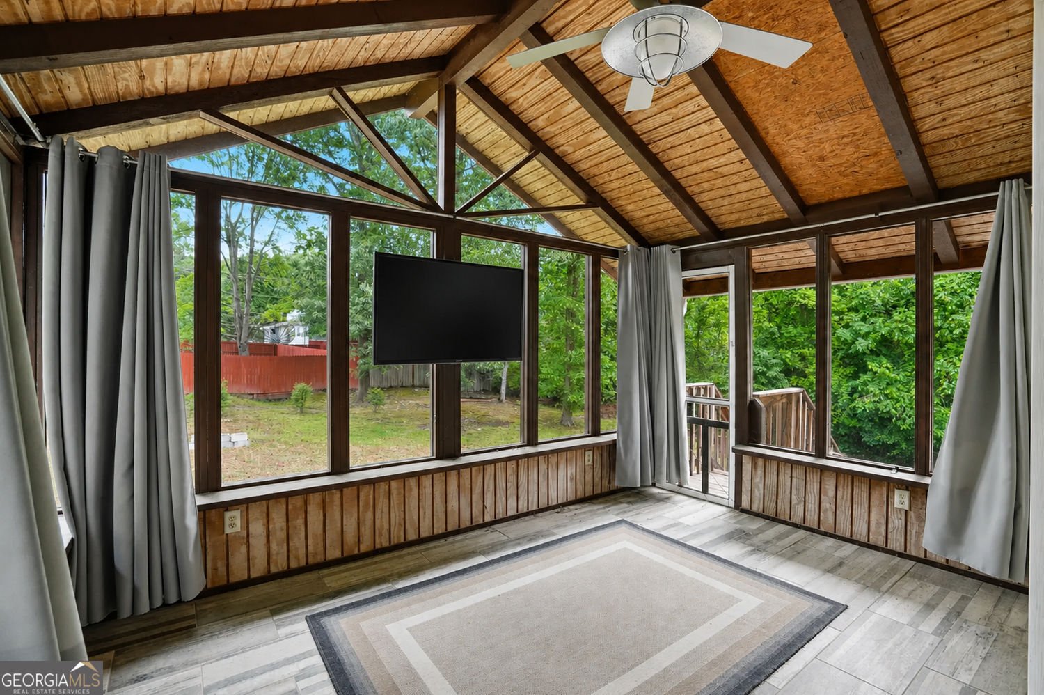 1920 Oakleaf Lane Lithia Springs - Photo 17