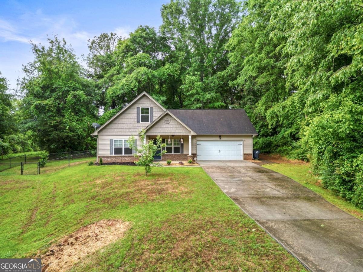 172 Fairfield Drive Jefferson - Photo 1